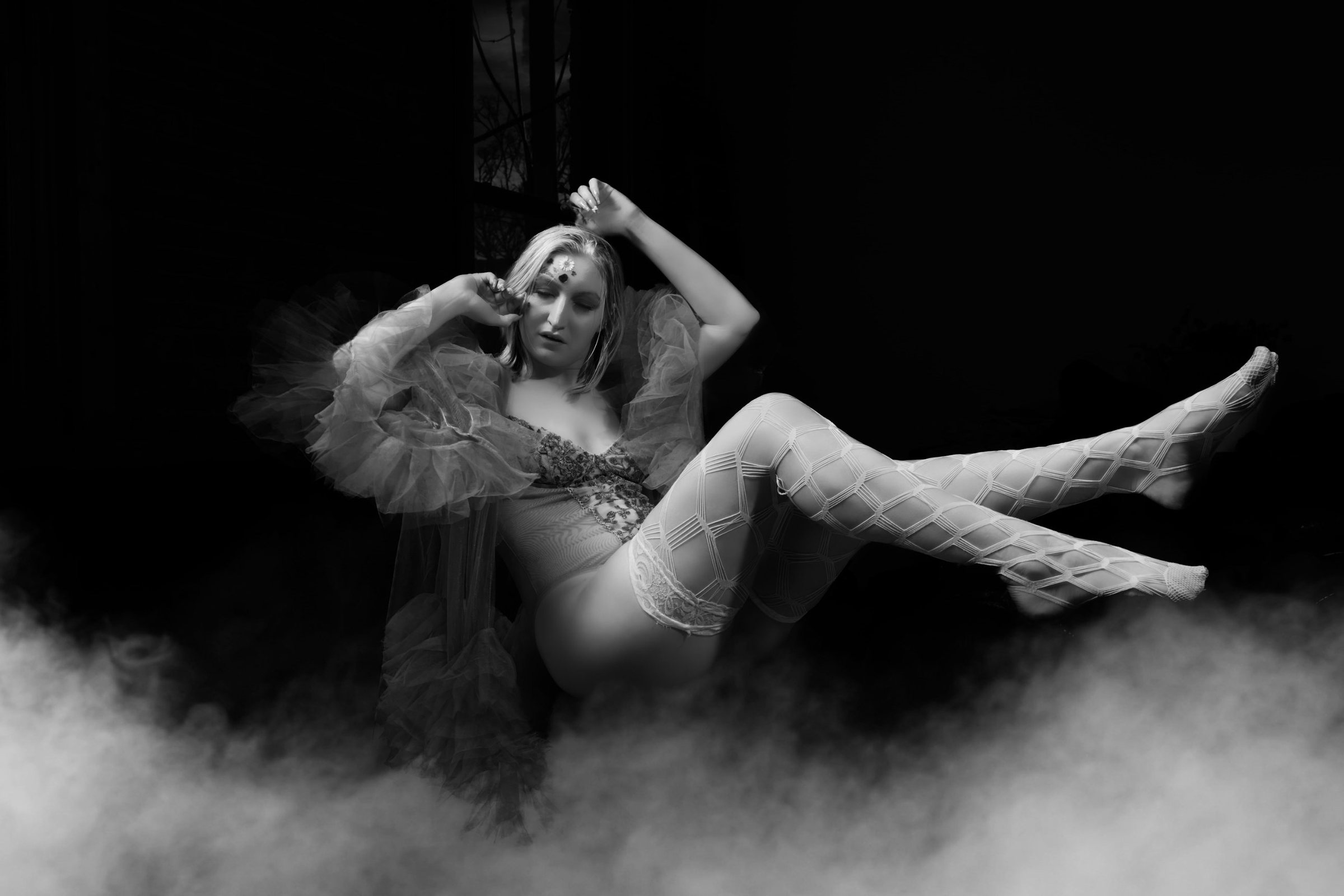 Black and white fine art boudoir portrait by Daniel Baleckaitis