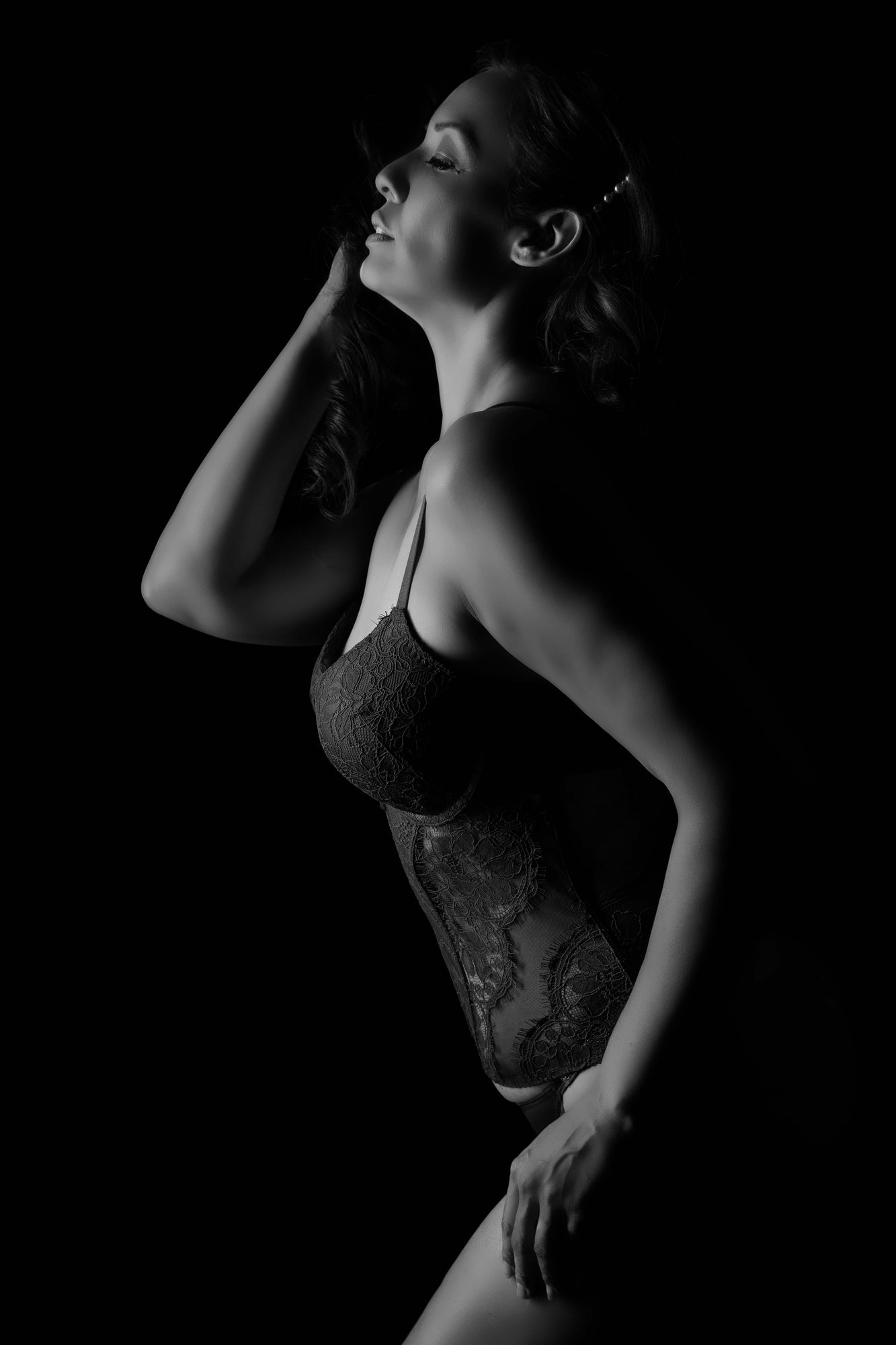 Fine art boudoir portrait in black and white